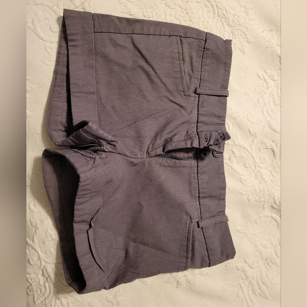 Papaya shorts small